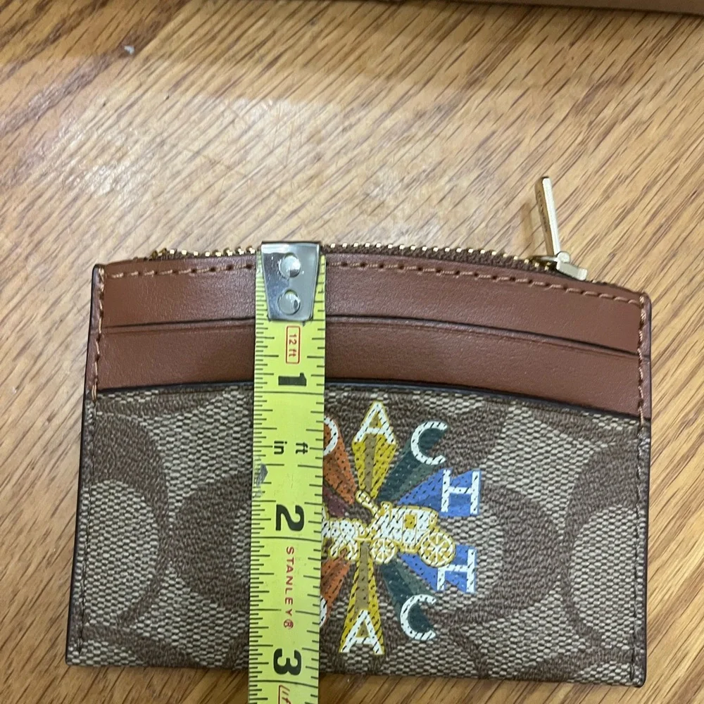 Coach Brown Card Holder NWT - Picture 4 of 5